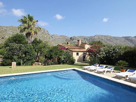 Beautiful, comfortable and rustic cottage Tonina in the countryside in Mallorca