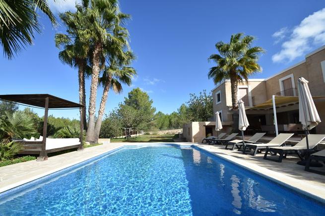 Charming and Traditional villa for rent in San Rafael, ibiza