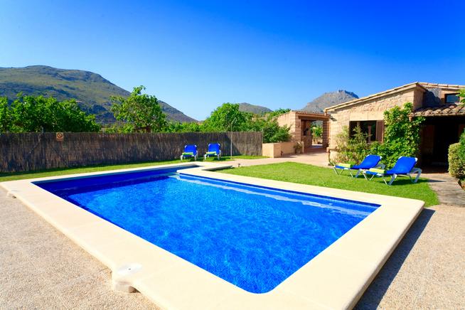 Beautifully country homes for rent in Port de Pollensa, Majorca