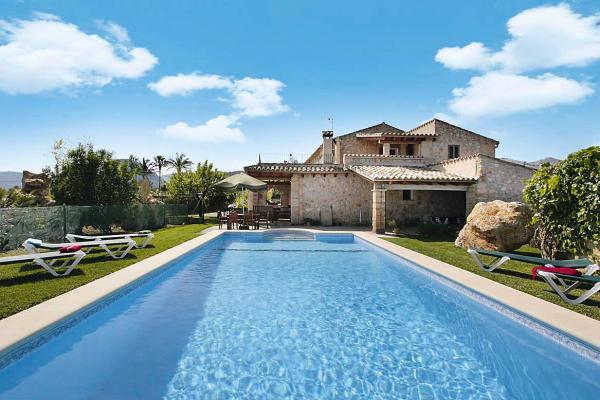 Great countryside villa for family holidays, Pollensa
