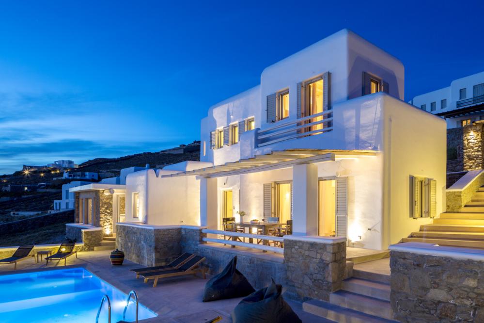 Villa Phi 1 - Luxury Holiday Villas in Greece for Rent, Mykonos