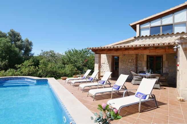 Charming Country Houses with private pool in Alcúdia bay, Mallorca