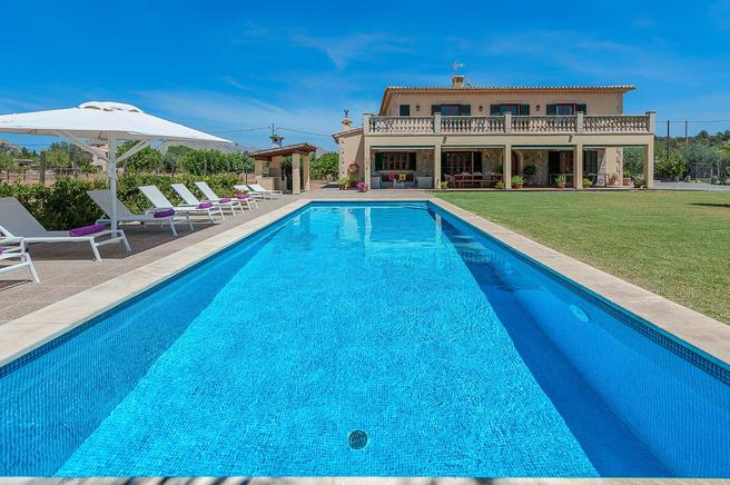 Magnificent country homes and ideal for family holidays in Puerto Pollensa