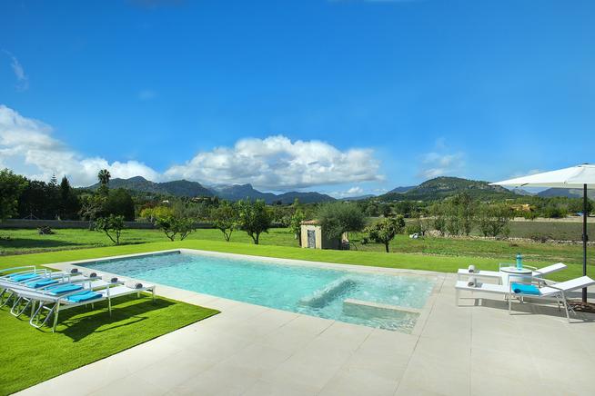 Villa Mir - Holiday luxury villa for rent in Pollensa
