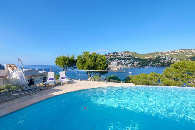 Great Villa surrounded by beautiful beaches such as Cala Llamp, Cala Moragues  in Puerto de Andratx