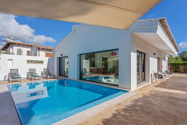 Fantastic villa for rent in Son Veri, Palma De Mallorca
