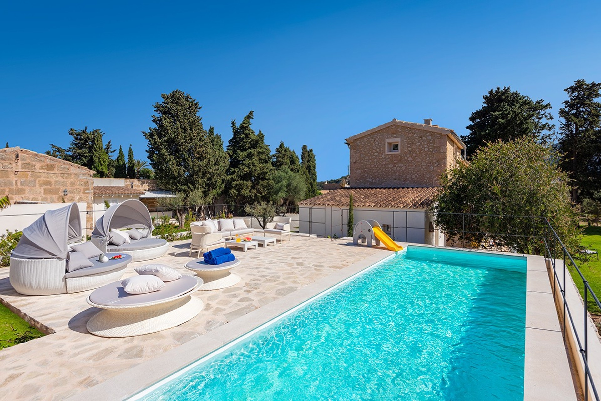 Superb rural retreat rental in Pollensa, Mallorca with private pool