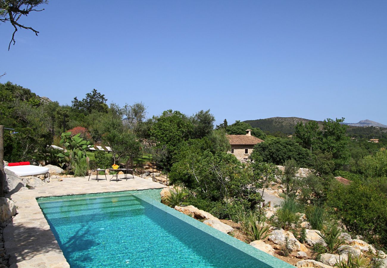 Can Suau Dalt is a Holiday Villa in Pollensa, Mallorca