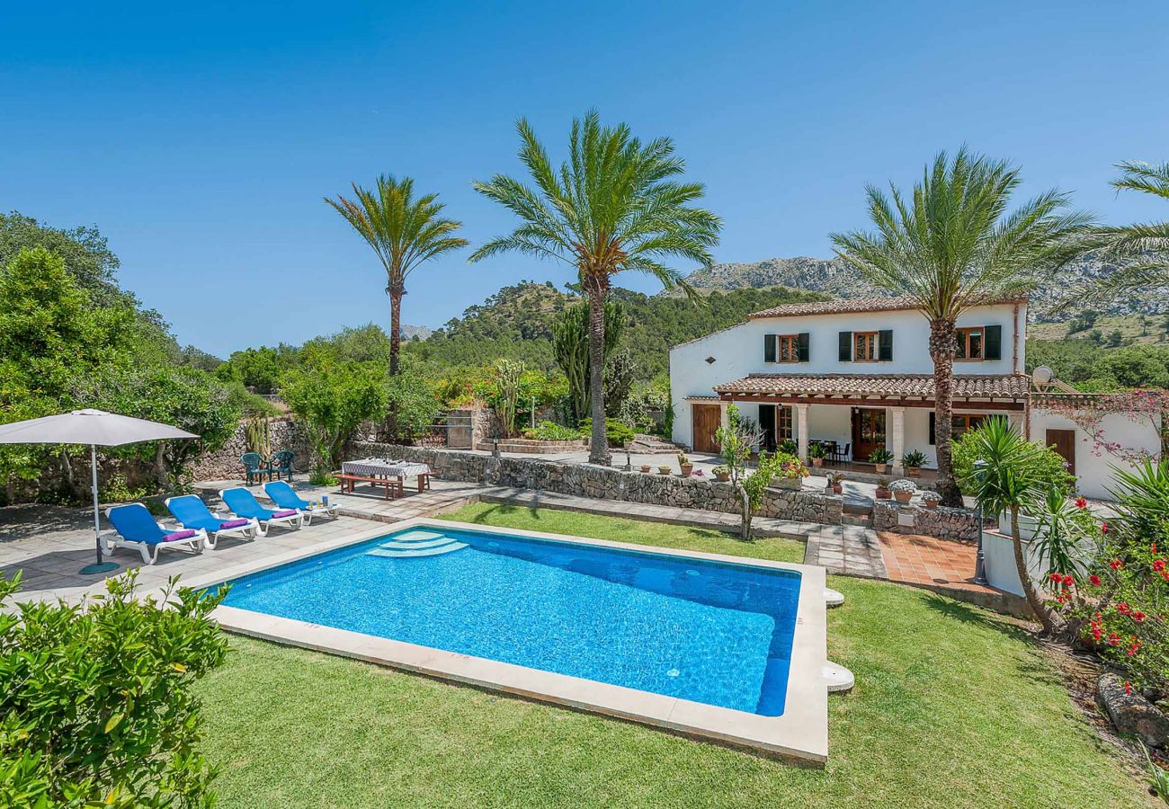 CLAVET is a Holiday Villa in Cala San Vicente, Mallorca