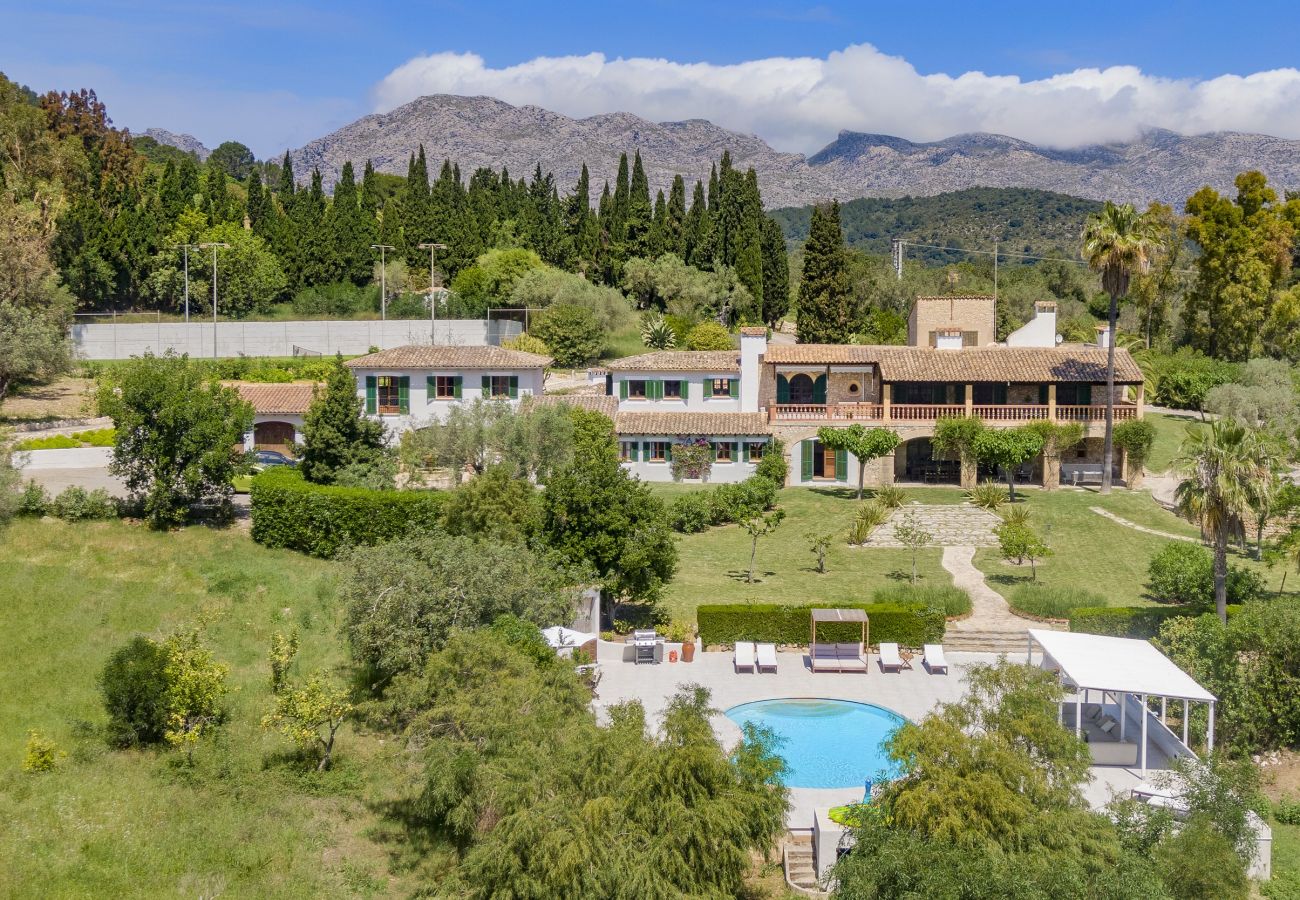 Napolitano is a Holiday Villa in Pollensa, Mallorca