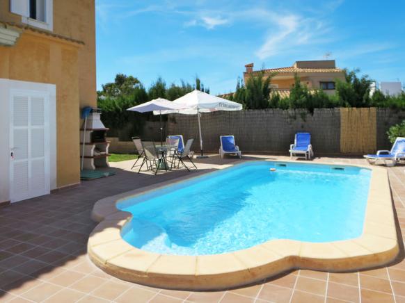 Villa to rent in Cala Millor, Mallorca