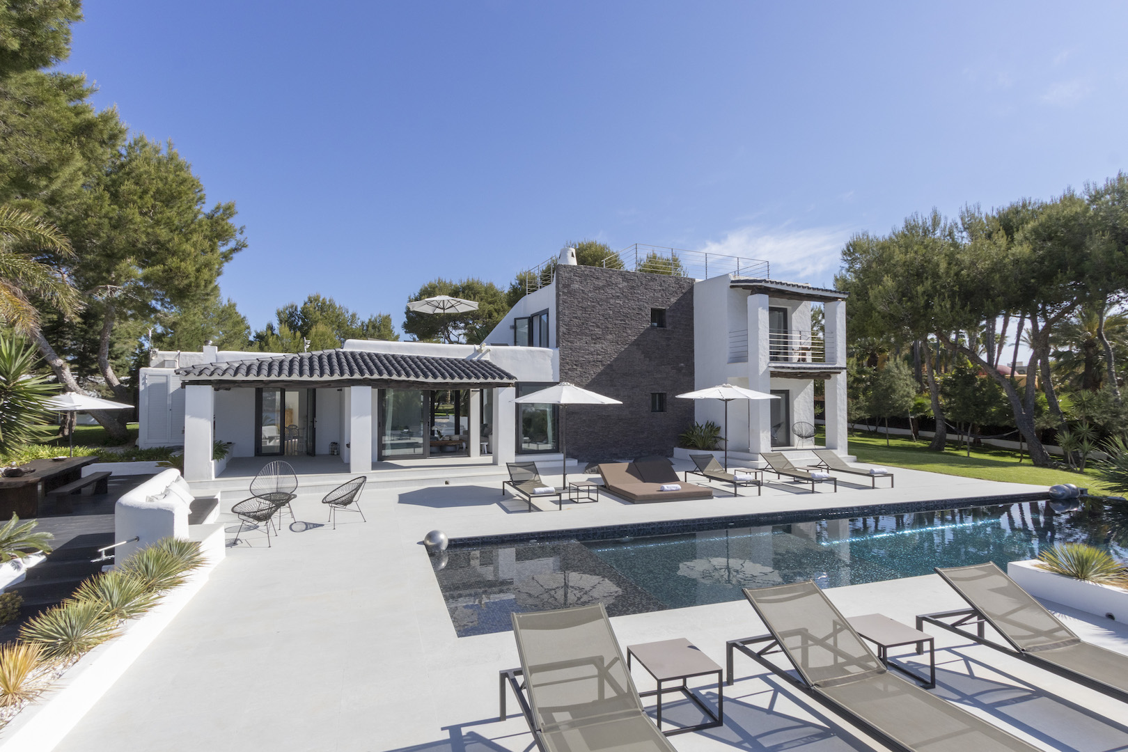 Frontline villa rental in San Jose, Cala Conta, Ibiza