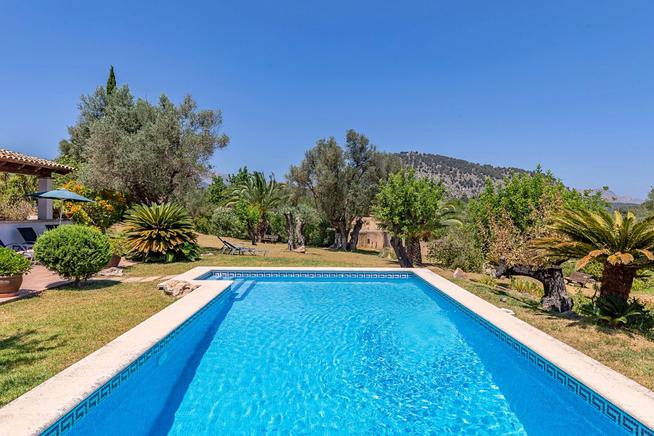 Idyllic Rustic Retreat with private pool in Pollensa, Mallorca