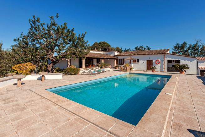 Phenomenal Country Home with private pool in Pollensa, Mallorca
