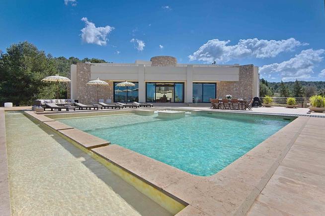 Breath-Taking Chic Villa with private pool in Sant Josep de sa Talaia, Ibiza