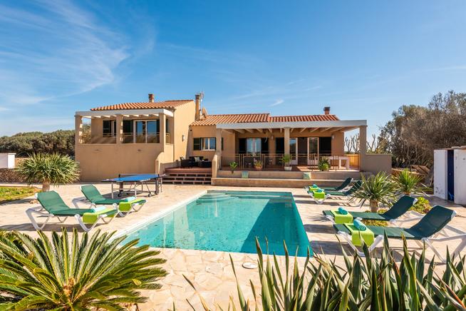 The tastefully-furnished holiday villa in Ciutadella