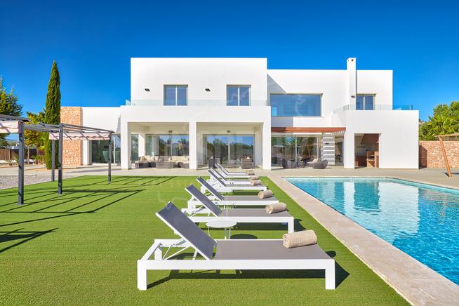 Phenomenal Chic Villa with private pool in Ciudad de Ibiza, Ibiza