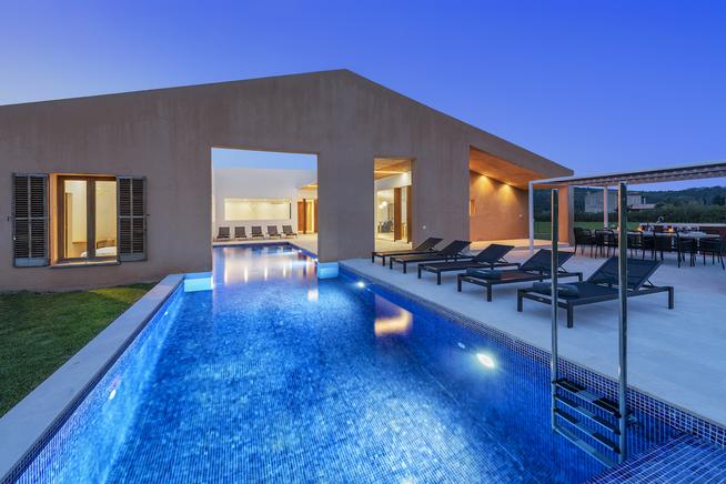 Modern Chic Villa with private pool in Pollensa, Mallorca