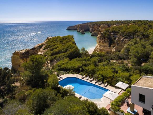 Unforgettable Traditional Villa with private pool in Carvoeiro, Algarve