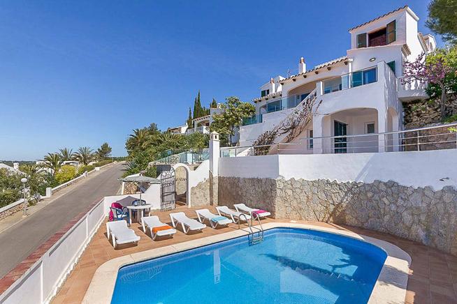 Perfect family vacation in Villa Isla in Menorca