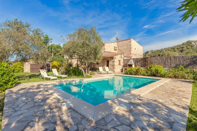 Charming Mallorcan stone-built villa Herrero with private pool