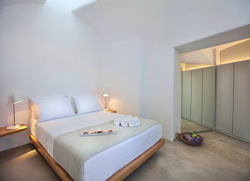 Luxury villa rental on the Greek Islands, Santorini