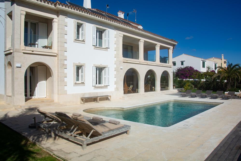 Spectacular villa Casa Sant Ana with views overlooking the Port of Mahon and the Isla del Rey