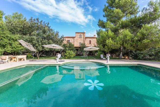Fabulous rustic estate with a magnificent pool in Portocolom, Mallorca, Spain