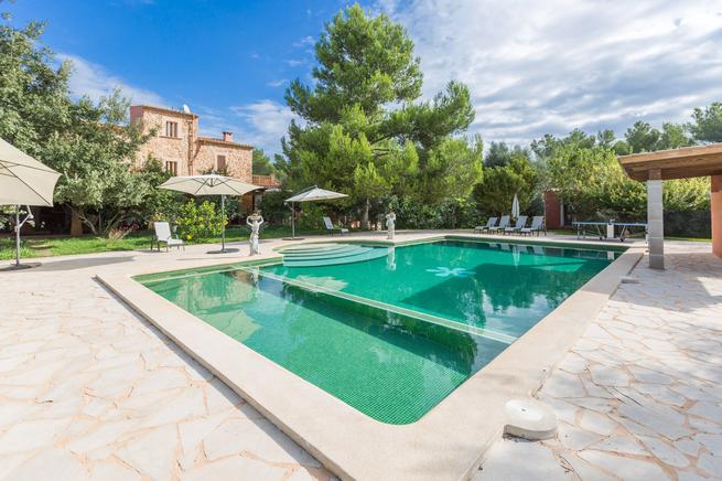Fabulous rustic estate with a magnificent pool in Portocolom, Mallorca, Spain