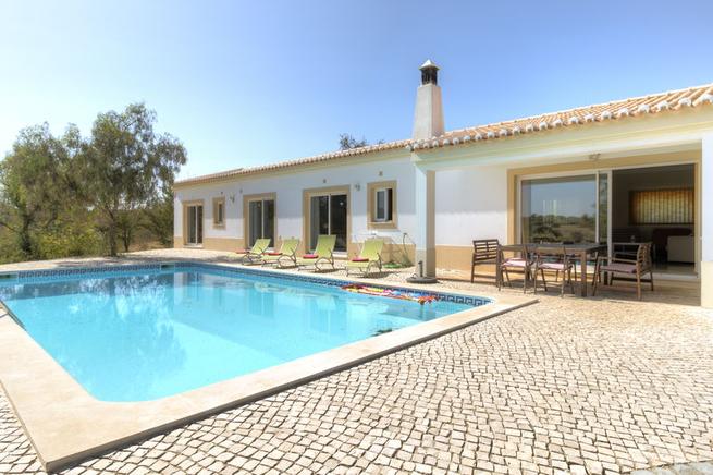Holiday villa in Ferragudo, Algarve, Portugal