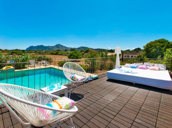 is an astounding Holiday Villa for rent in Alcudia, Mallorca