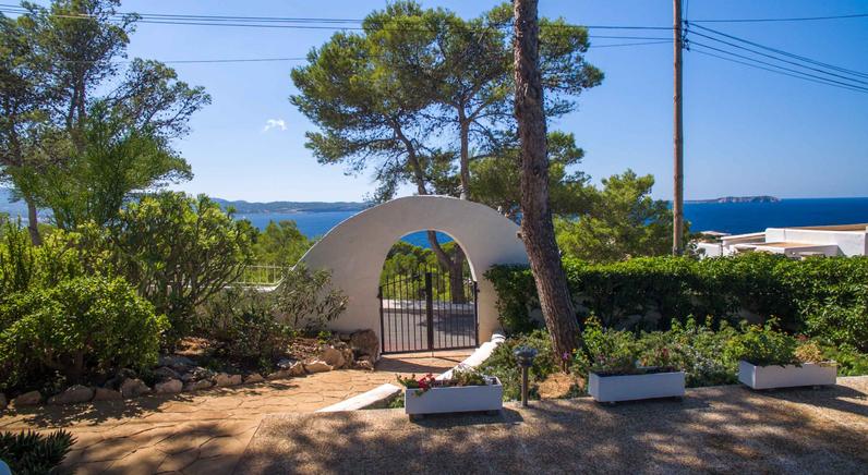 Charming Traditional Villa with Private Pool in San Antonio Abad, Ibiza, Spain