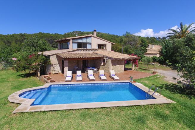 Charming Country Houses with private pool in Alcúdia bay, Mallorca