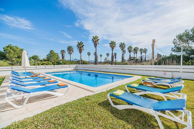 Cosy Holiday Villa for rent in Puerto Pollensa, Mallorca