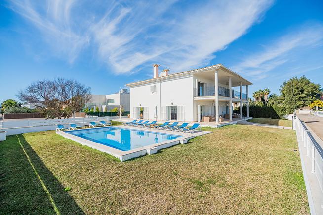 Cosy Holiday Villa for rent in Puerto Pollensa, Mallorca