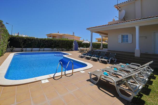 Holiday home for max. 8 persons for rent in Albufeira, Algarve