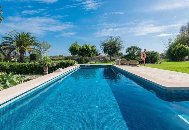 Wonderful holiday villa with a private swimming pool in Alcudia, Mallorca
