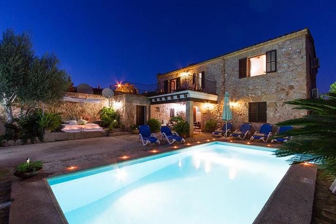 Lovely luxury country home rental in Majorca