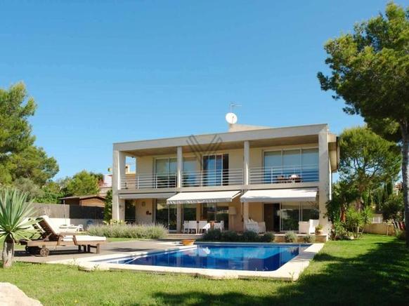 Great Villa with pool near the golf course in Santa Ponsa, Majorca, Spain