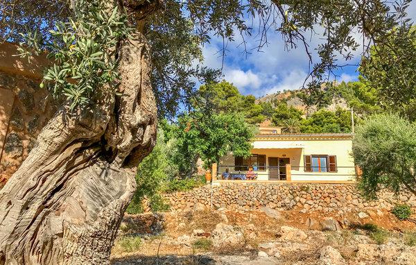 Cosy villa in Deia near Cala deia ideal for couple, Mallorca