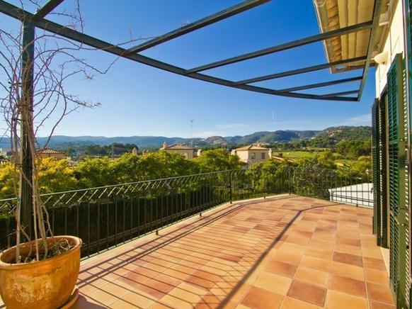 Impressive & Stylish Design villa to rent in Palma de Mallorca