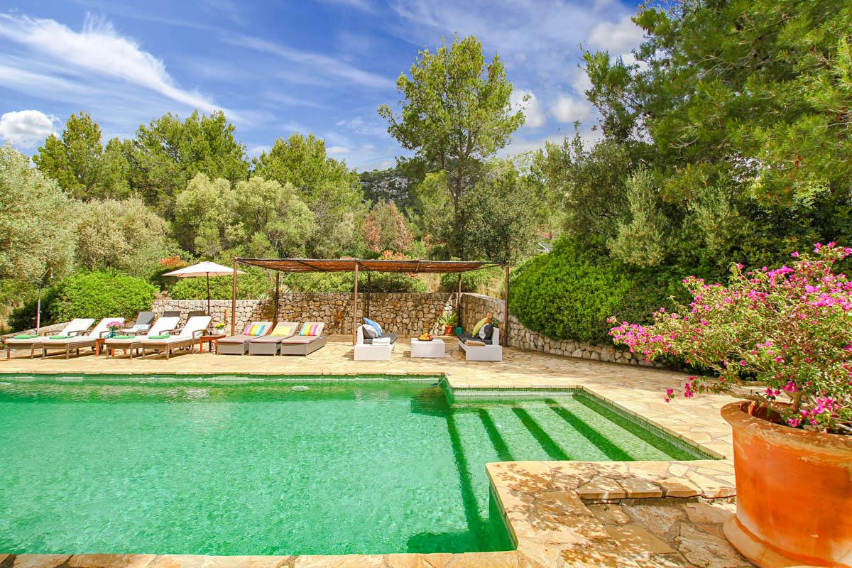 A truly special villa for holiday rental Pollensa in the North Mallorca