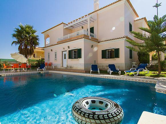 Cosy Holiday Villa for rent in Algarve, Portugal