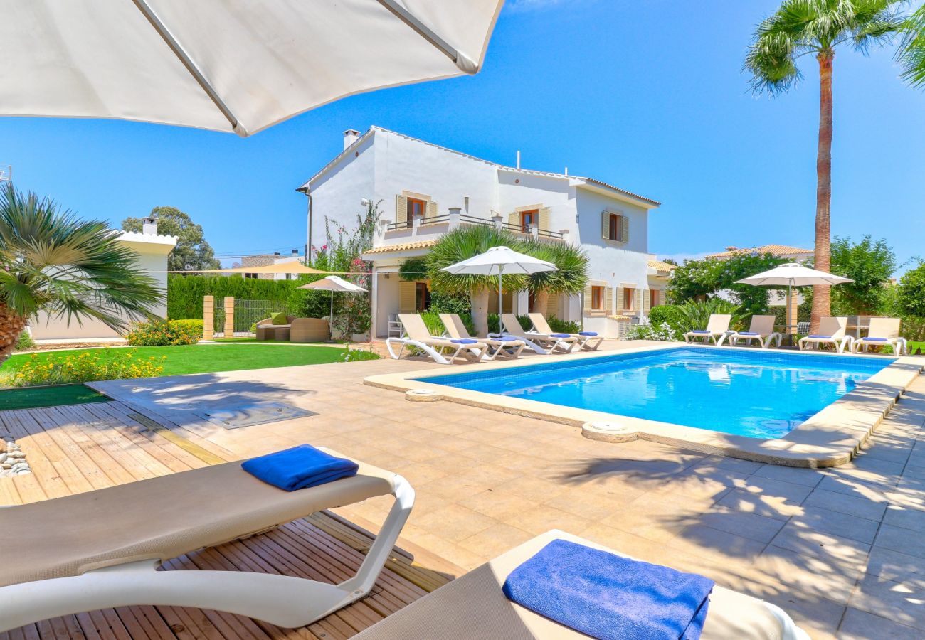 Llenaire Nine is a fantastic family friendly holiday home in Puerto Pollensa, Mallorca