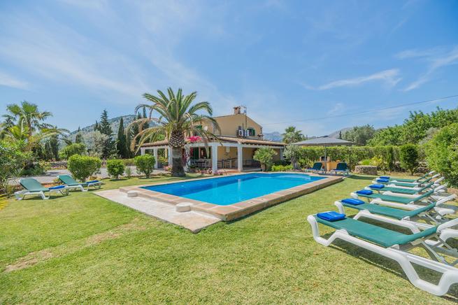 Luxury villa perfect for families holidays, book now. Pollensa