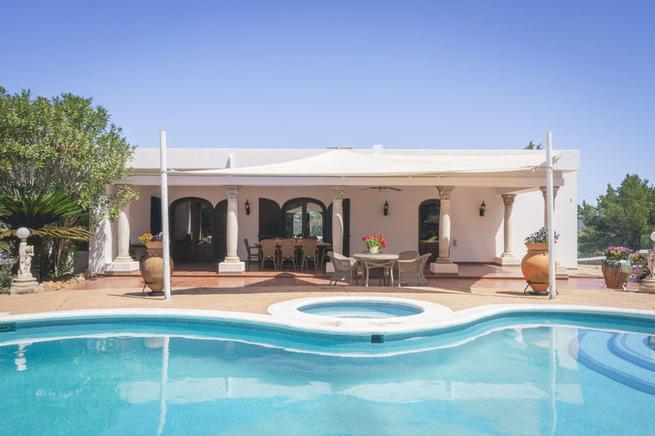 Traditional country homes for holidays in Santa Eulalia, Ibiza