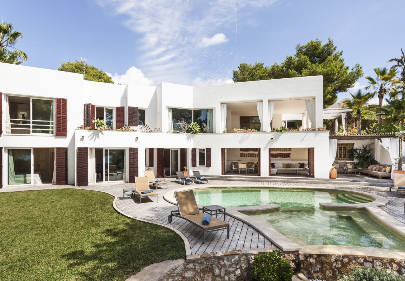 Ancora is a Holiday Villa in Santanyi, Mallorca