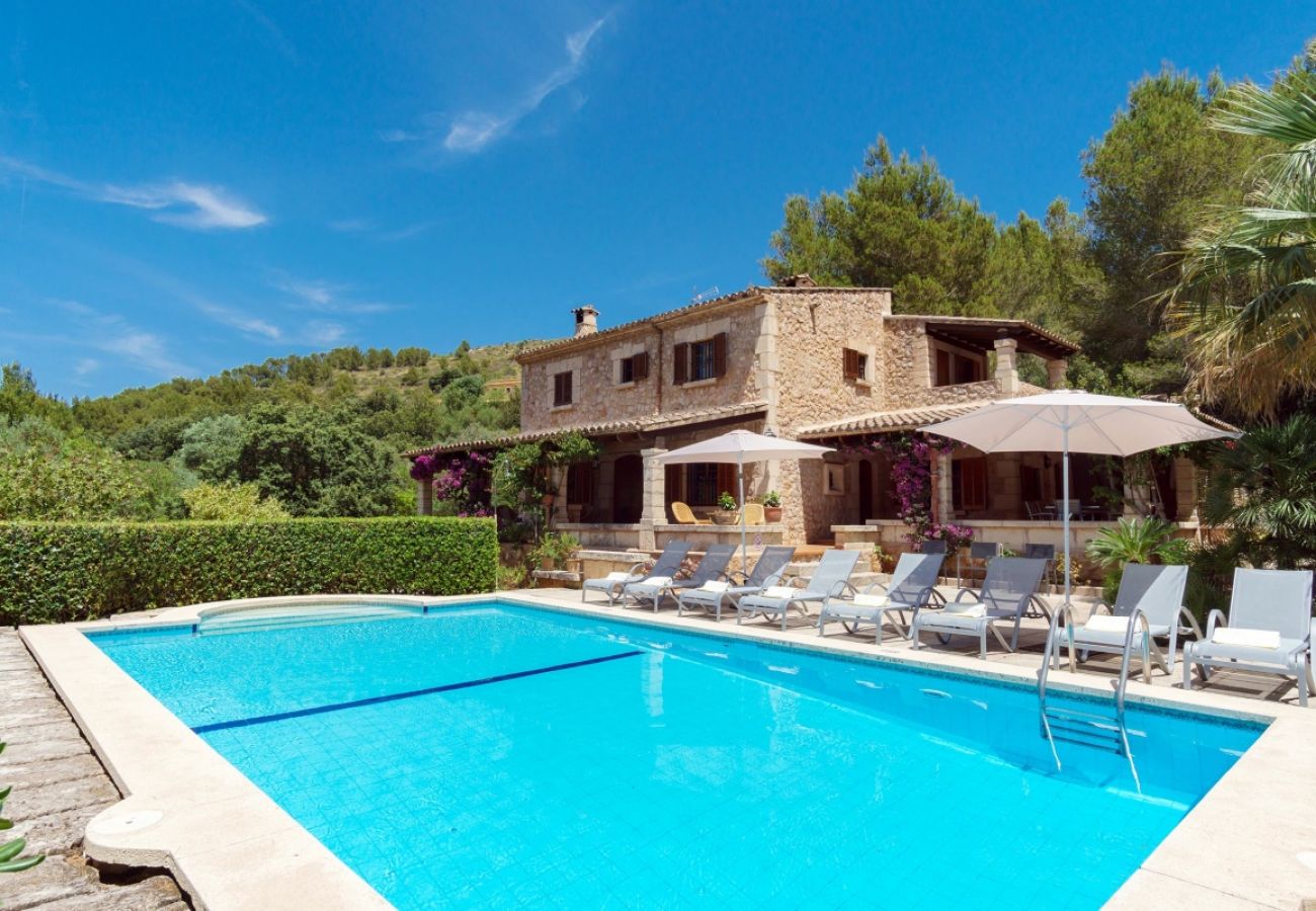 Can Febe is a Holiday Villa in Pollensa, Mallorca