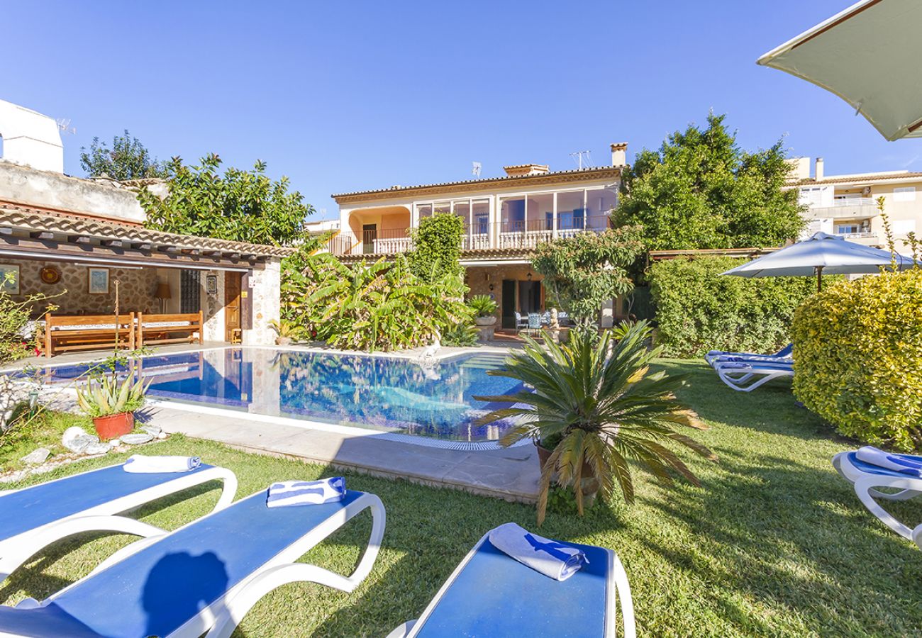 Can Josep is a Holiday Villa in Pollensa, Mallorca
