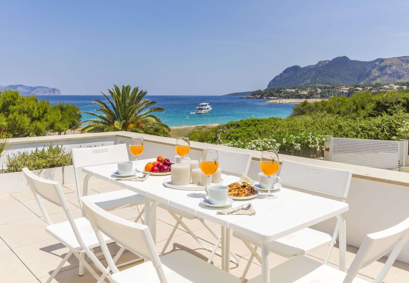Mal Pas Sands is a Holiday Villa in Alcudia, Mallorca